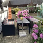 Mit Sauna, Wintergarten Und Terrasse Im Schoenen Hochtaunus 度假居 格拉斯许特