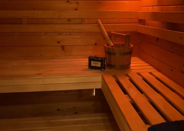 Mit Sauna, Wintergarten Und Terrasse Im Schoenen Hochtaunus Сasa de vacaciones *