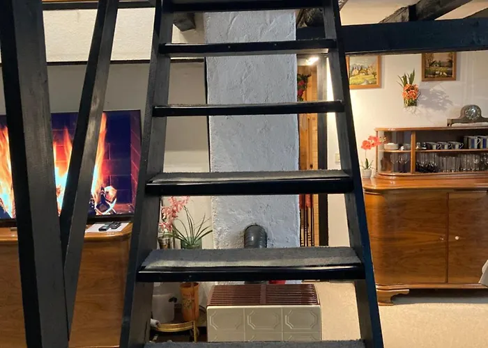 Mit Sauna, Wintergarten Und Terrasse Im Schoenen Hochtaunus Сasa de vacaciones *