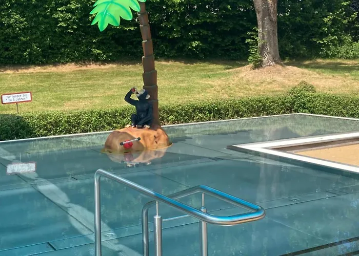 Mit Sauna, Wintergarten Und Terrasse Im Schoenen Hochtaunus